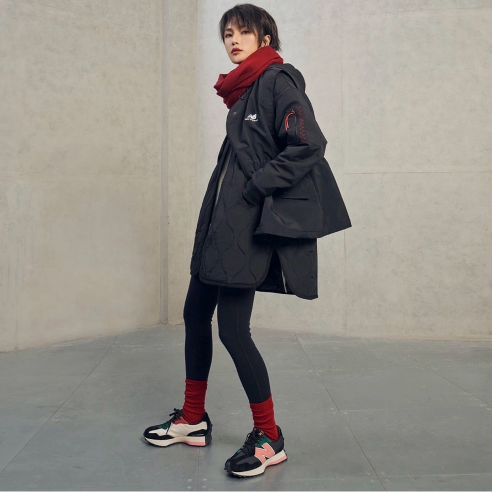 New Balance 327 “Chinese New Year” Retro Runner Sneakers - Picture 15 of 15